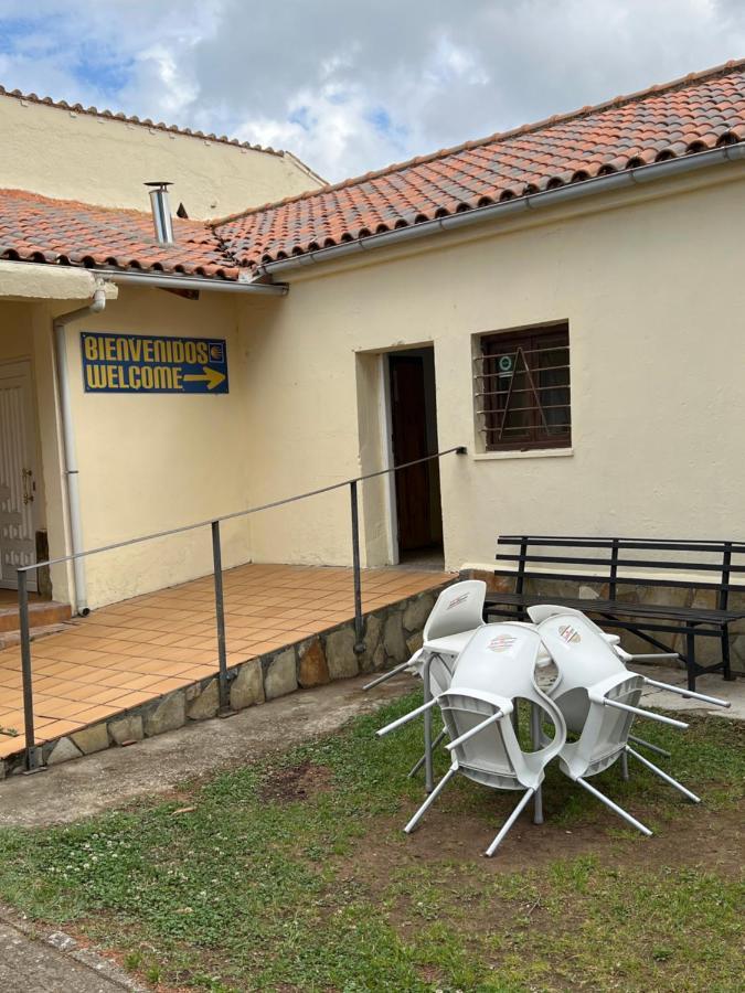 نزل سان مارتين ديل كامينوفي Albergue Municipal المظهر الخارجي الصورة